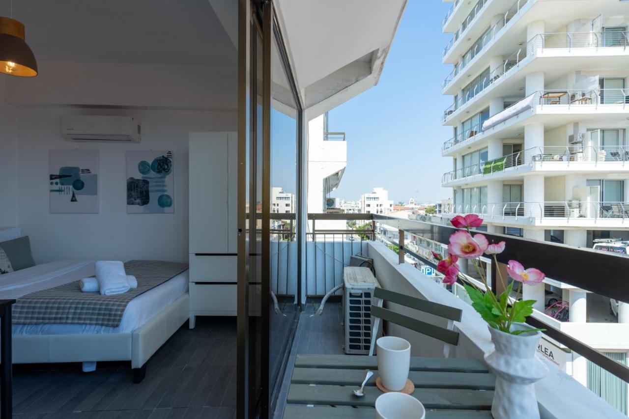 Burst Studio W/ Balcony In 拉纳卡 外观 照片